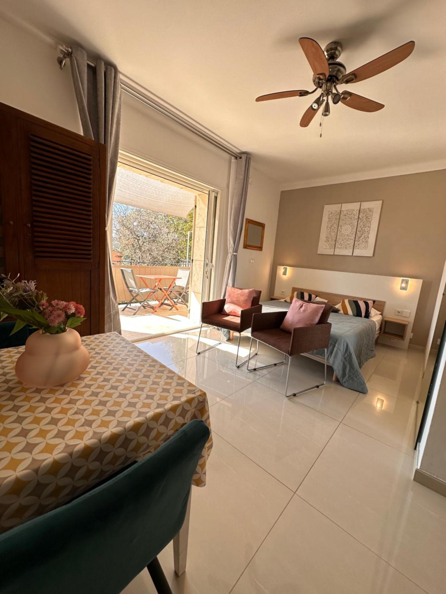 Villa Grand Baie Saint-Raphael  Luaran gambar